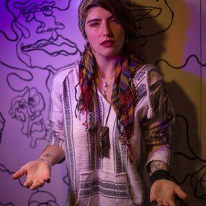 Meet your Posher, Jennie